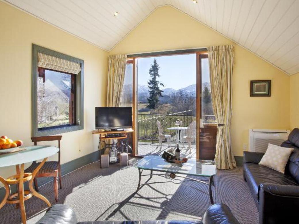 Manata Homestead & Lodge Квинстаун Экстерьер фото